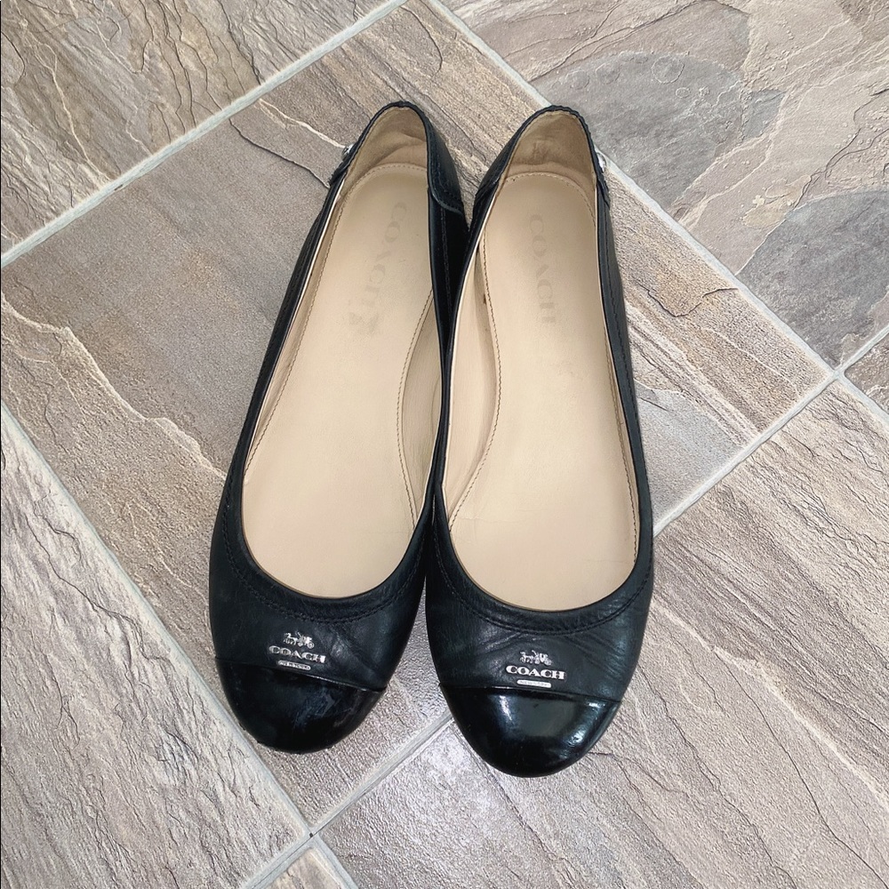 Women’s Coach Black Flats 🥿😍